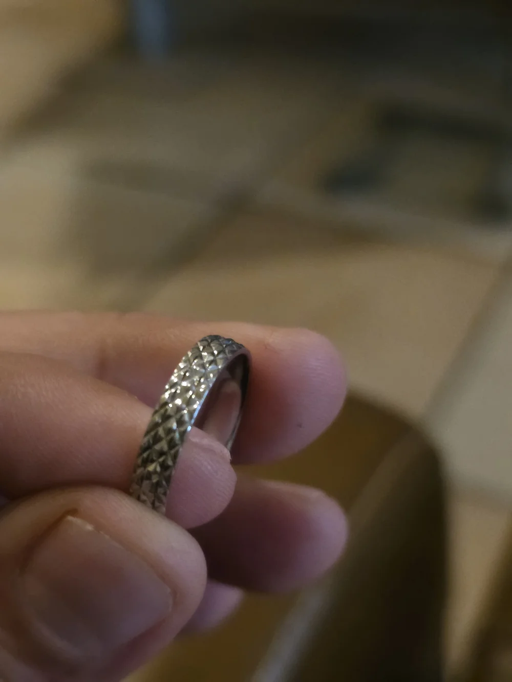 Silver Diamond-Pattern Band - Picture 6 of 6